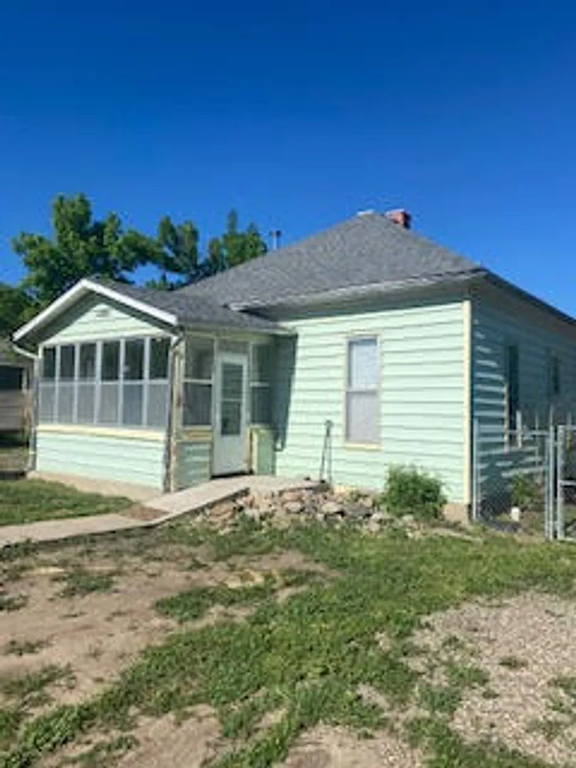 3 Bedroom 1 bath home available soon — Photo 2