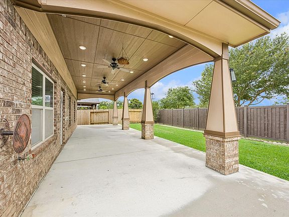 2nd image of 9518 Rich Mountain Dr