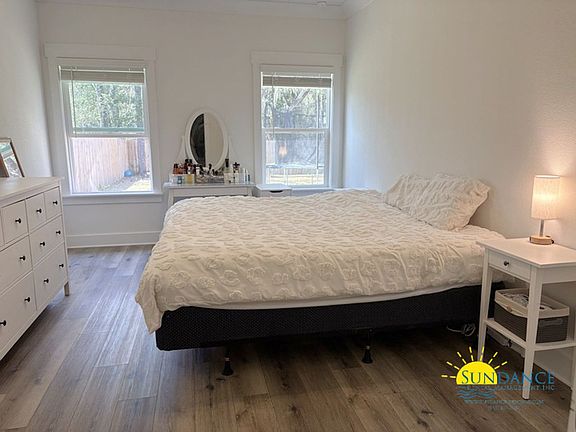 5th image of 206A Niceville Ave