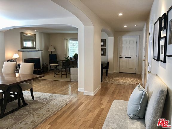 3rd image of 4922 Placidia Ave
