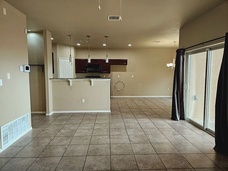 12185 Copper Valley Ln — Photo 5