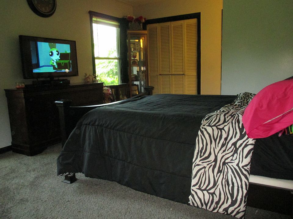 1st image of 608 Willowood Dr