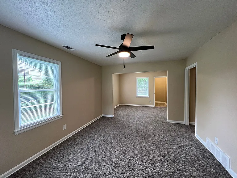 3525 N Trezevant St — Photo 4