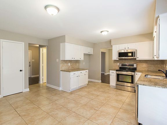 3rd image of 5328 Buckner Dr