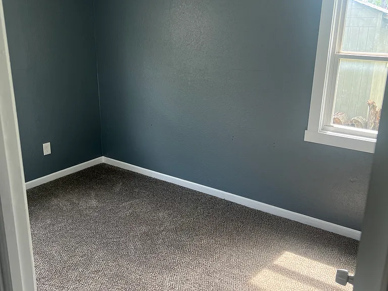 2029 Reformers Ave — Photo 11