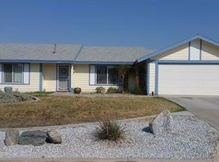 11553 Hollyvale Ave, Victorville, CA 92392