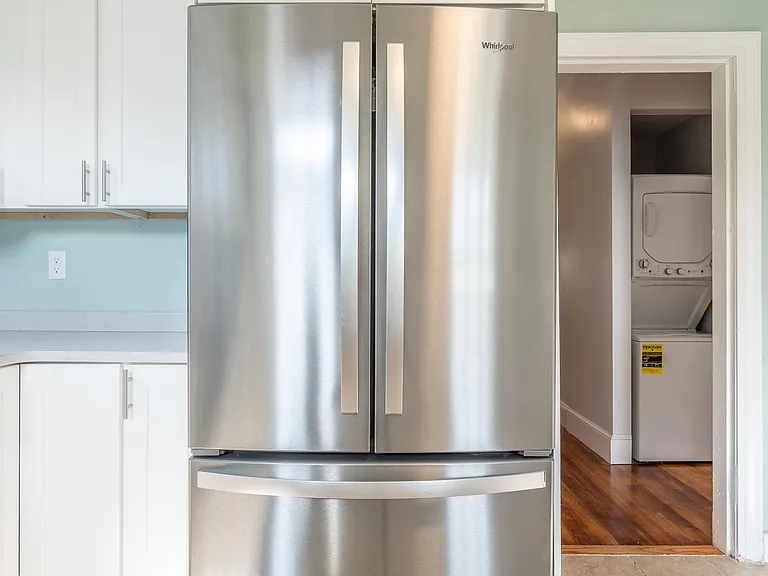 86 Brook St #1 — Photo 4