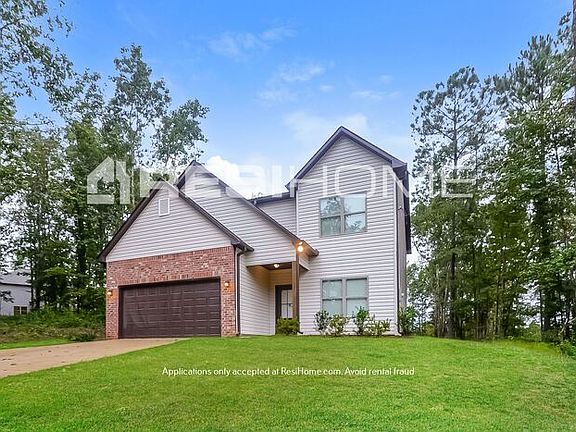 2nd image of 10918 Woodland Dr