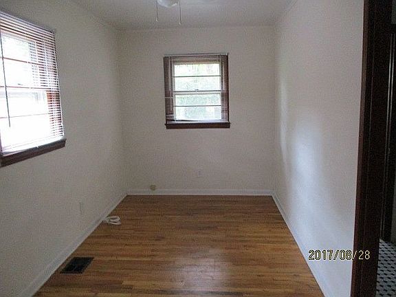 2nd image of 1511 Walker Ave