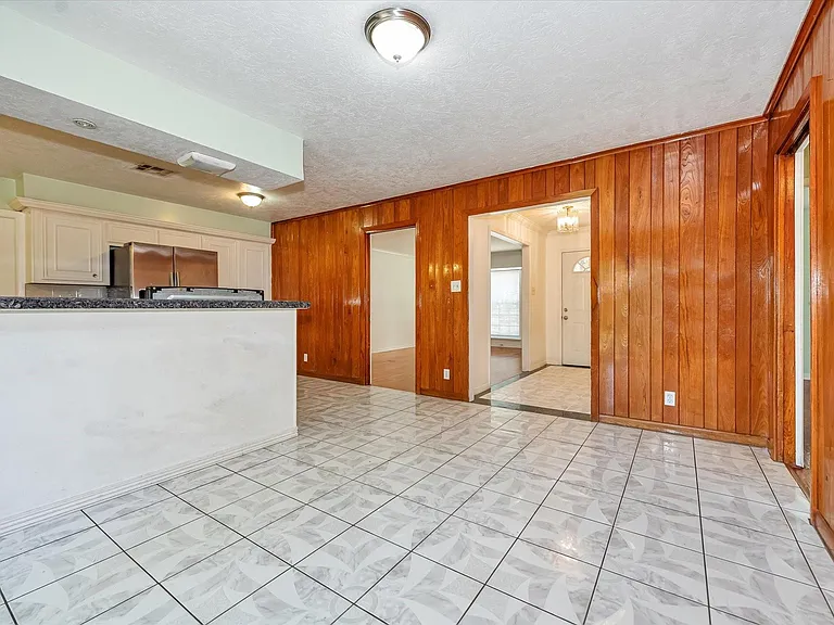 7119 Bellaire Blvd — Photo 14