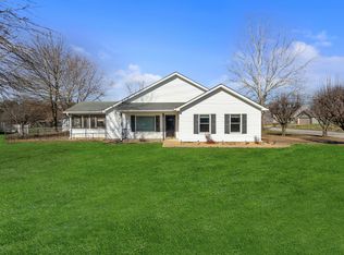 2828 Spring Meade Blvd, Columbia, TN 38401