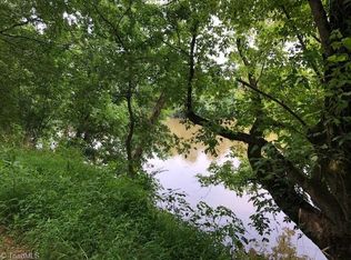 2920 Woosley Rd, Pfafftown, NC 27040