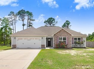 102 Quail Hollow Dr, Goldsboro, NC 27534