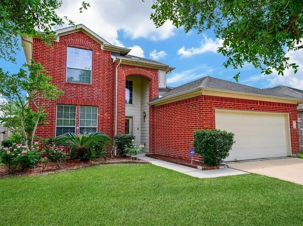 1030 Riverwood Dr, Dickinson, TX 77539