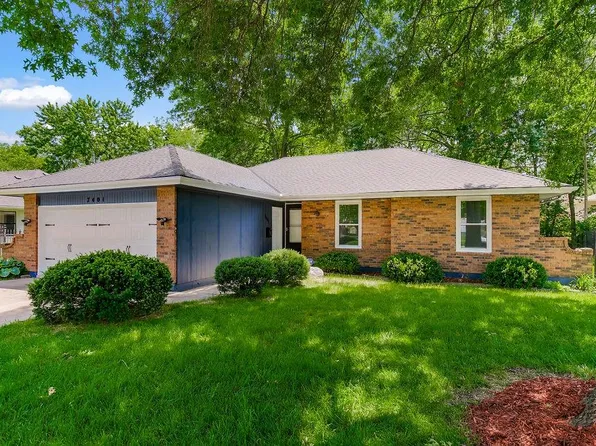 7401 E 129th St, Grandview, MO 64030