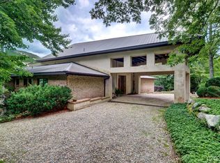 976 Brushy Face Rd, Highlands, NC 28741