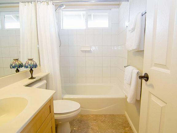 5th image of 660 Meakanu Ln APT 1502