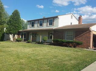 4877 Bantry Dr, West Bloomfield, MI