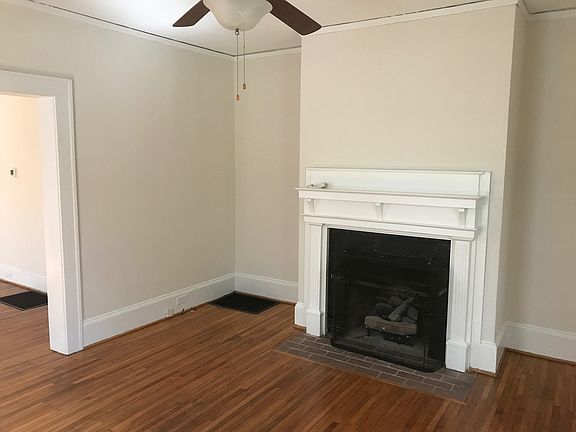 3rd image of 1543 Thomas Ave