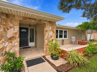 1967 Arvis Cir E, Clearwater, FL 33764