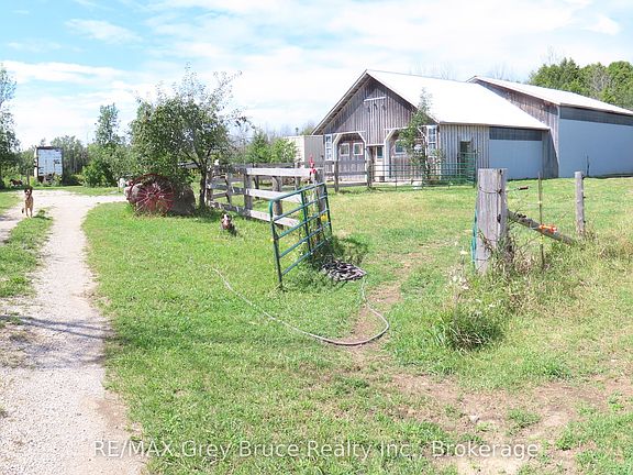5th image of 649 The Bury Rd