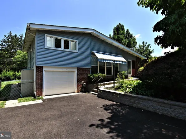 1509 Pulaski Dr, Blue Bell, PA 19422