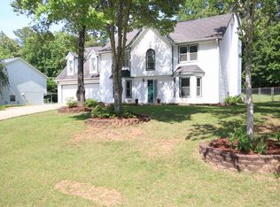 696 Hunt Station Dr, Lawrenceville, GA 30044