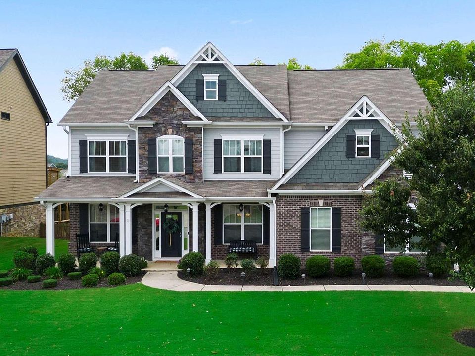1st image of 24 Twelve Oaks Dr SE