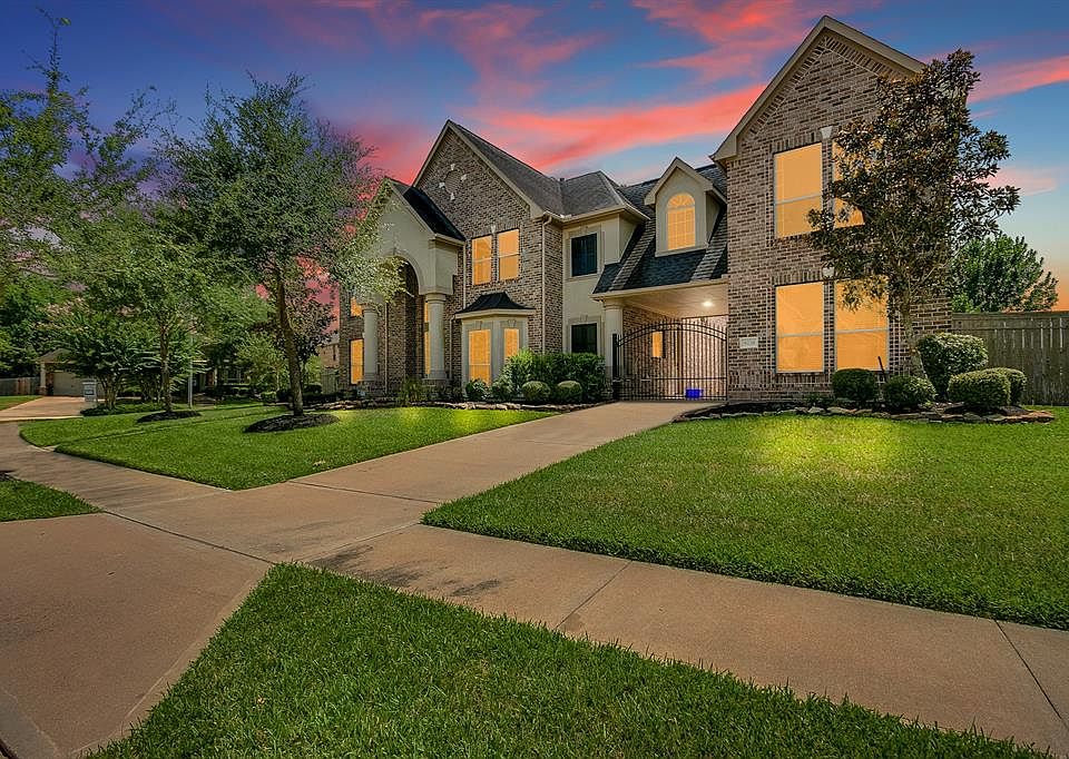 1st image of 9226 Hummingbird Ln
