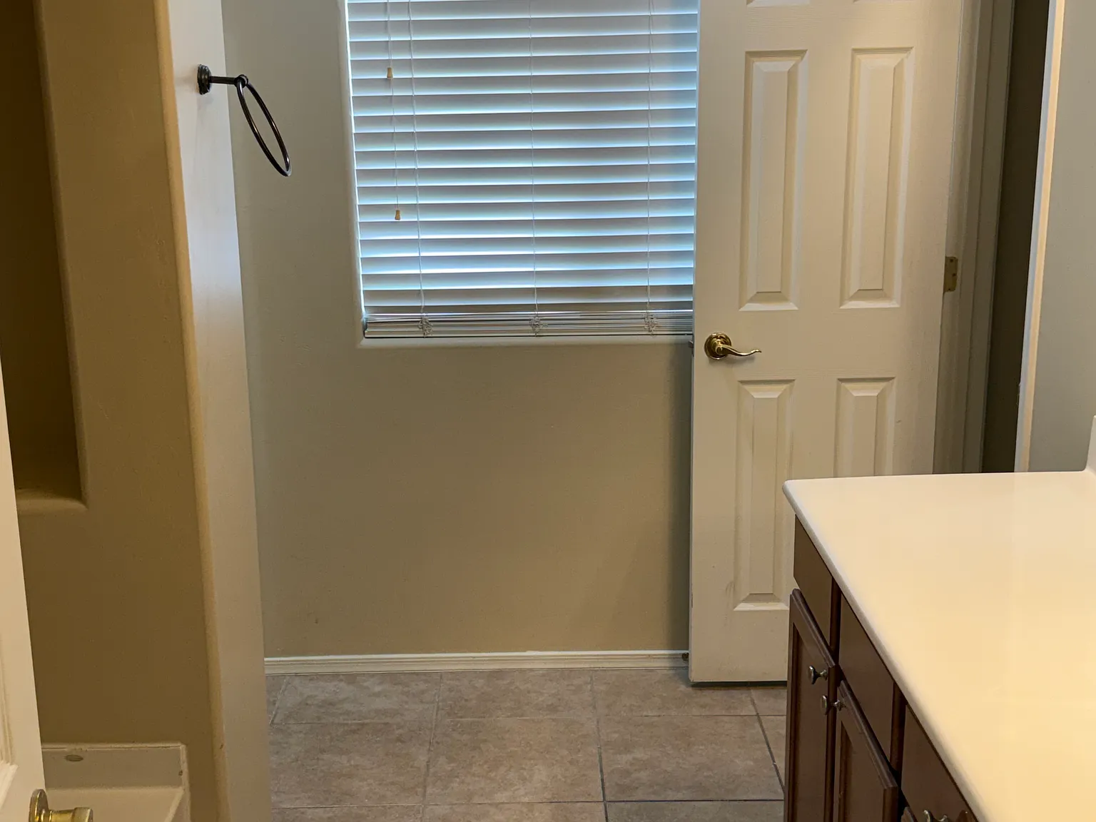 7154 S Shipmans Tale Ct — Photo 4