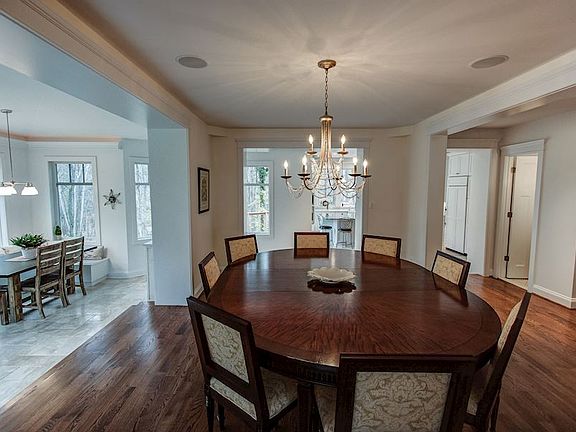 formal dining off morning room & kitchen