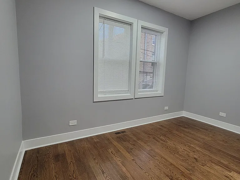 1162 W 19th St #13 — Photo 10