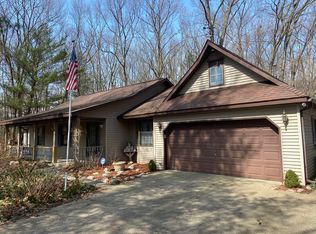 2910 E River Rd, Twin Lake, MI 49457