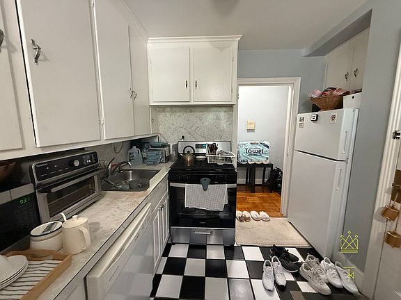 3rd image of 312 Washington St #1-3