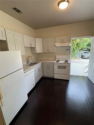 7818 Cohn St #A — Photo 6