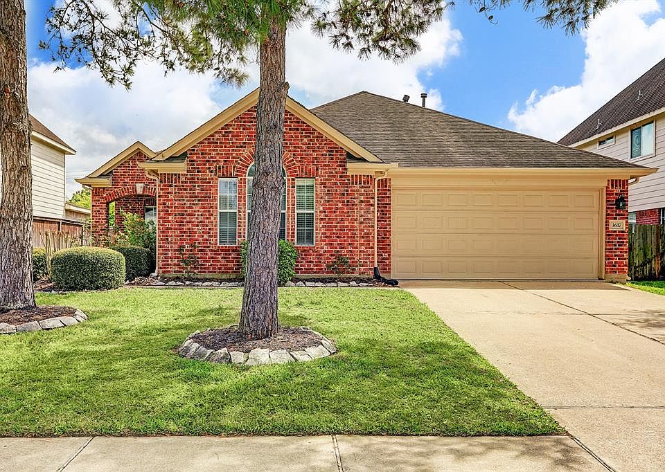 1st image of 3617 Pine Valley Dr