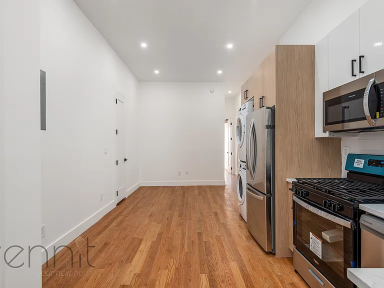 477 Fairview Ave #3L — Photo 12