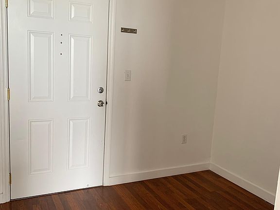 5th image of 1 Glen Royal Pkwy APT 1511