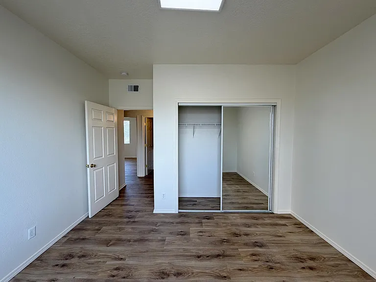 1105 Meadowlark Way SE #C — Photo 25
