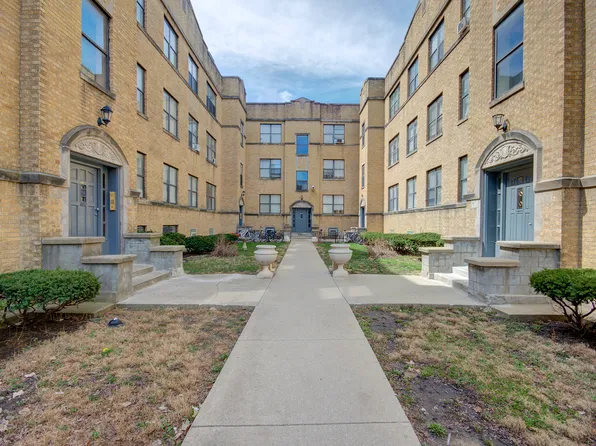 4922 N Kedzie Ave #101-1, Chicago, IL 60625