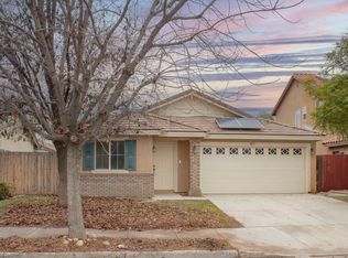 6612 Starbright Dr, Bakersfield, CA 93313