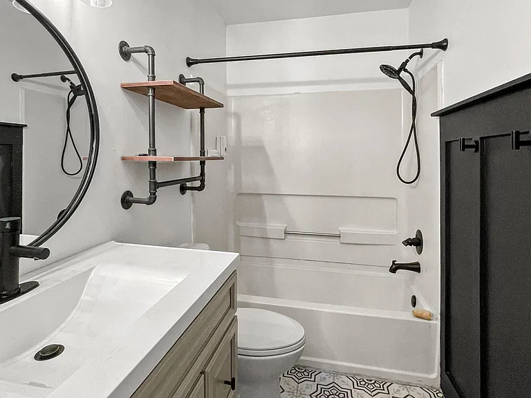 4961 Singleton Dr — Photo 29