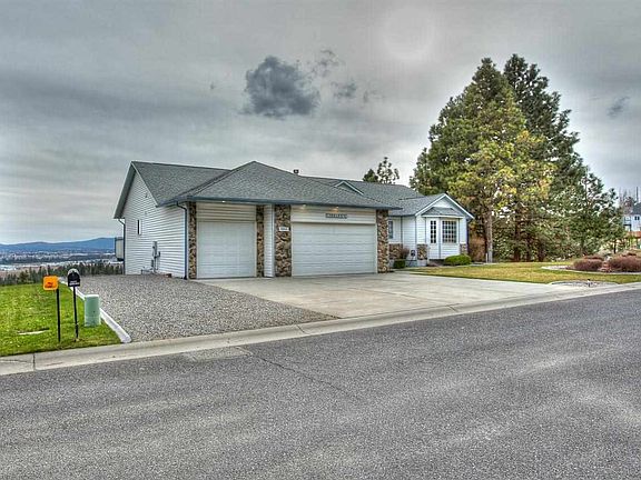 2nd image of 18814 E Monte Vista Ct