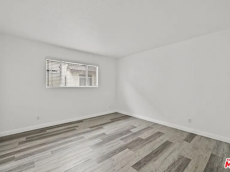 1556 W 227th St #1 — Photo 14