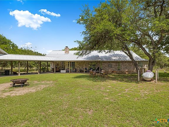 5th image of 3182 Live Oak Rd