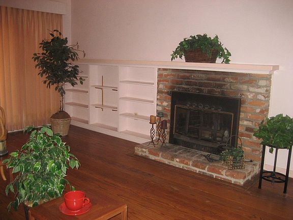 4th image of 1026 Vera Ave