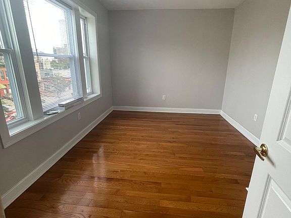 5th image of 3149 John F Kennedy Blvd APT 11