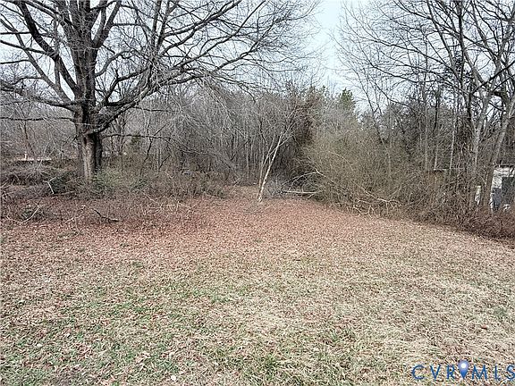 2nd image of 15221 Wright Rd