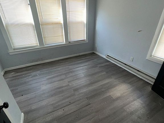 4th image of 270 Schley St #1A