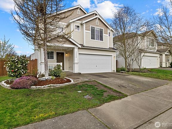 3rd image of 17734 17th Avenue E